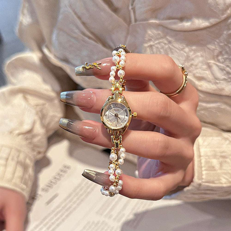 Mid‑Ancient Light Luxury