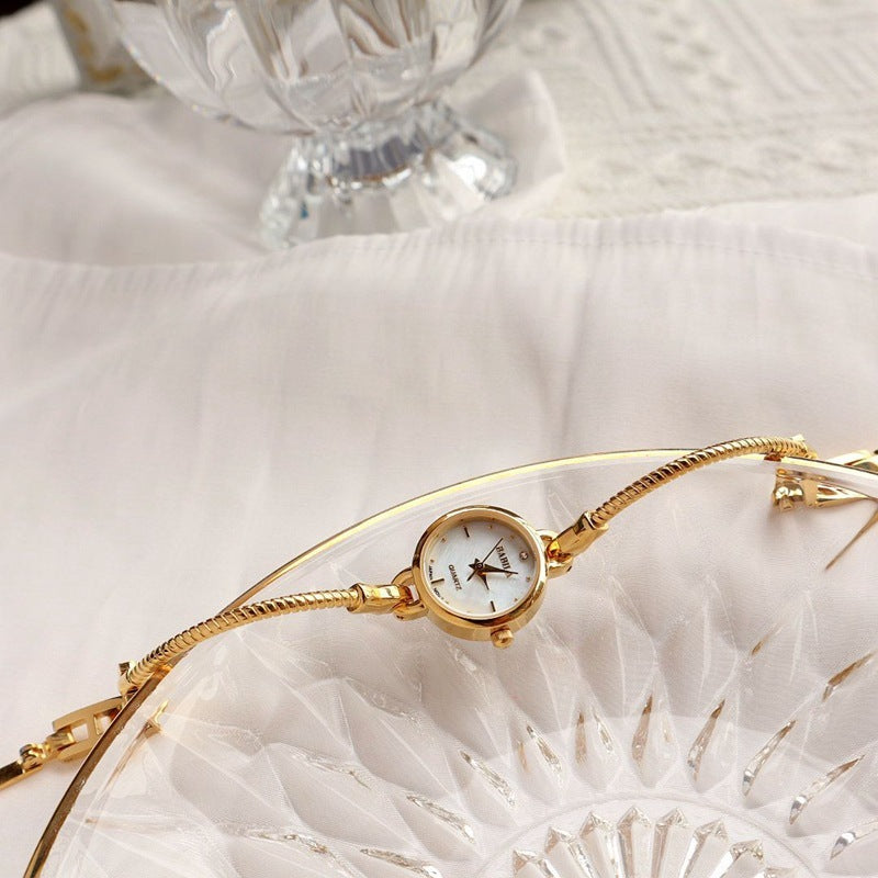 Retro Small Golden Watch