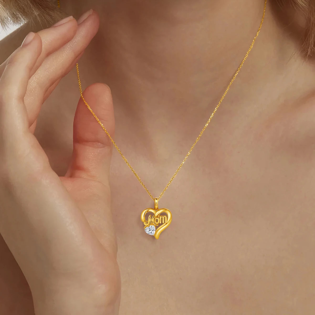Aurélia™ 14K Mom Love Necklace