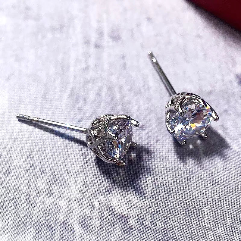 AITERNITY™ D Color Moissanite Stud Earrings