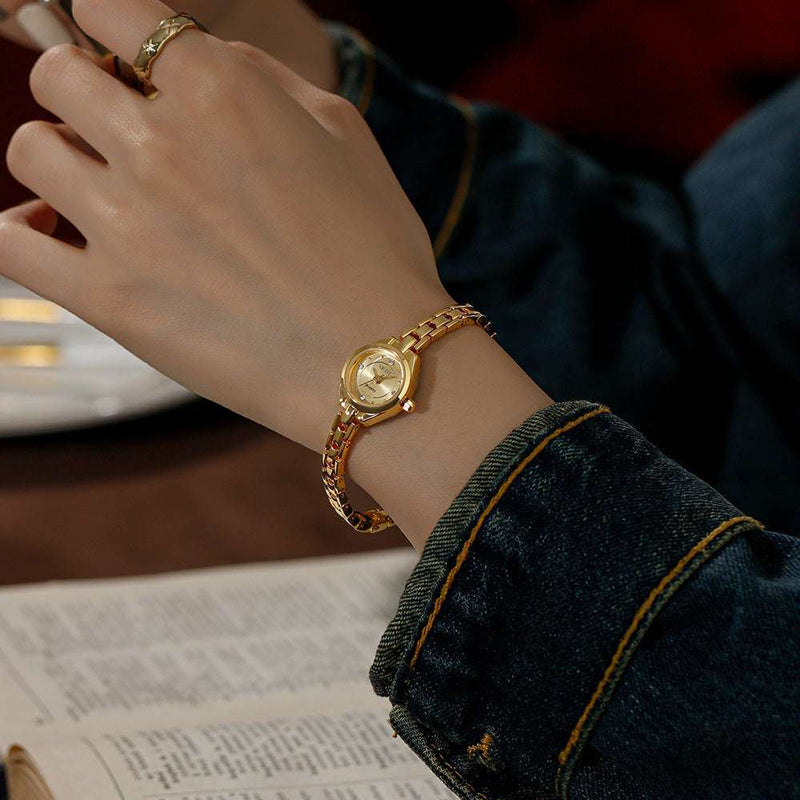 Mid‑Ancient Light Luxury